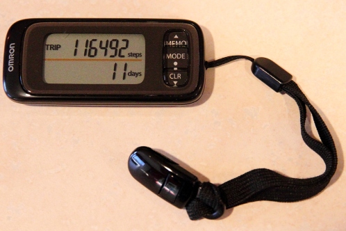 Omron hj-303 Gosmart Tri-axis Pocket Pedometer